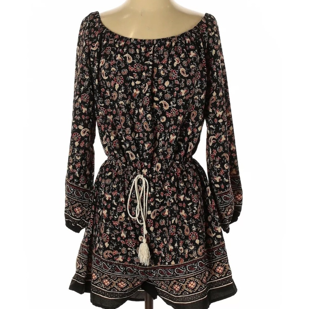 Adorable romper.
